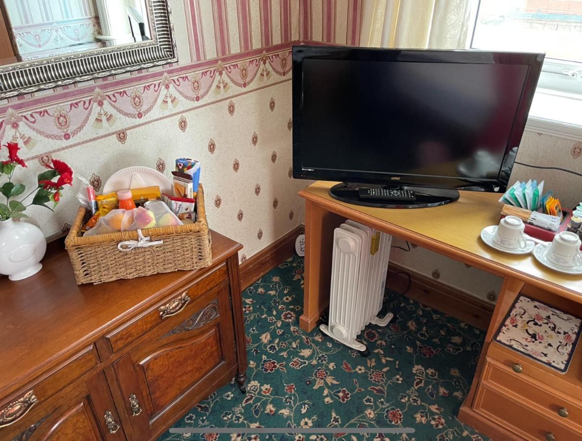 Cherry Blossom Inn Blackpool Eksteriør billede