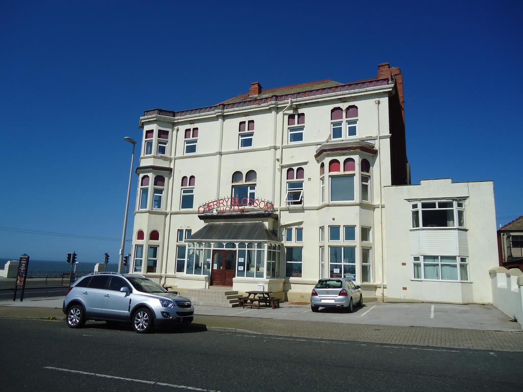 Cherry Blossom Inn Blackpool Eksteriør billede
