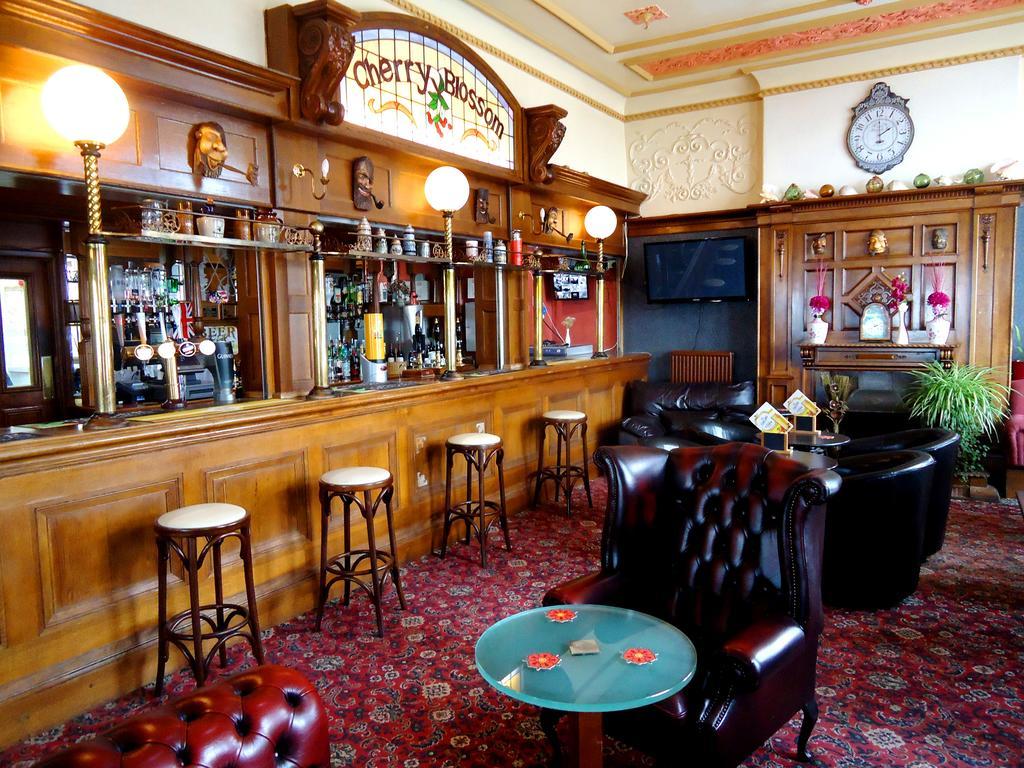 Cherry Blossom Inn Blackpool Eksteriør billede