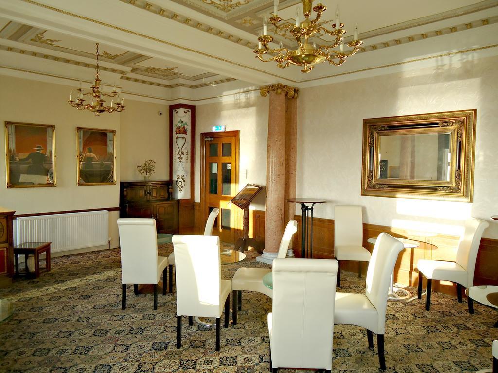 Cherry Blossom Inn Blackpool Eksteriør billede