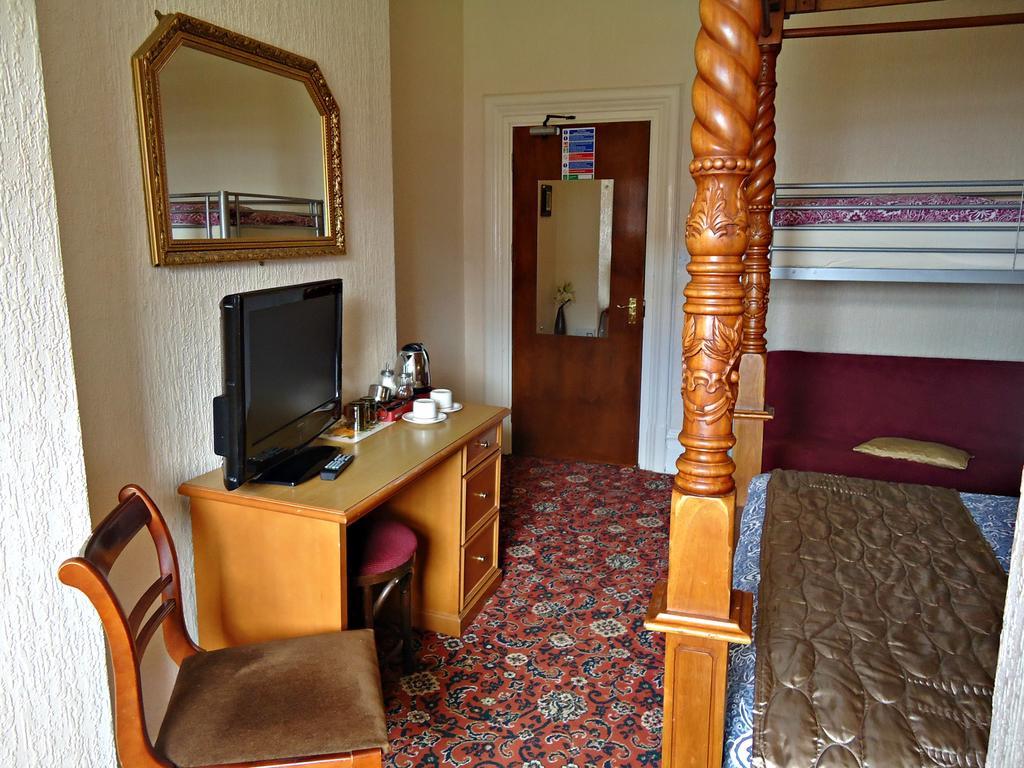 Cherry Blossom Inn Blackpool Eksteriør billede