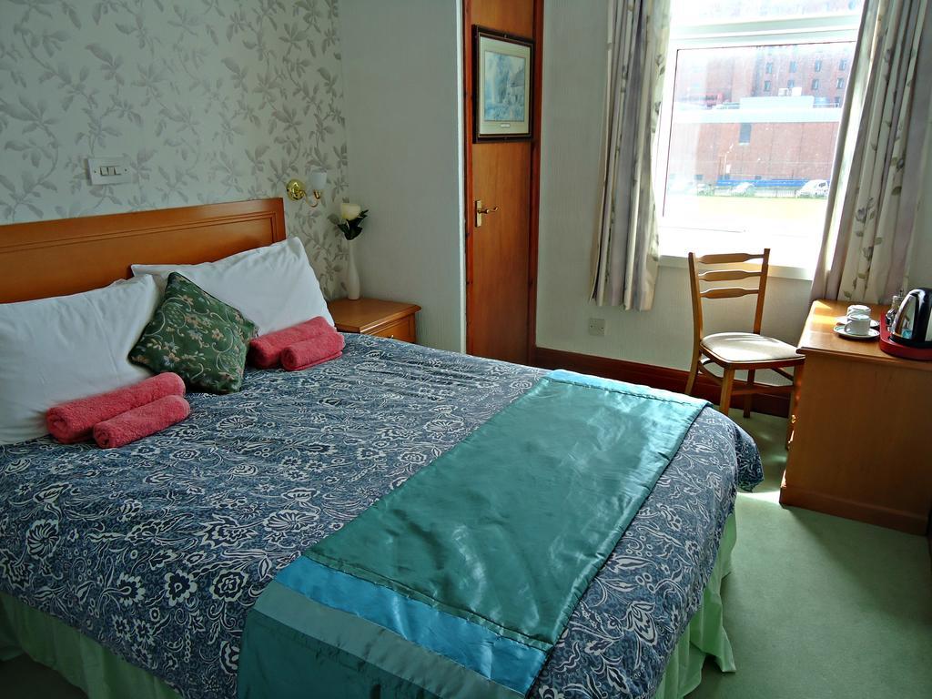 Cherry Blossom Inn Blackpool Eksteriør billede